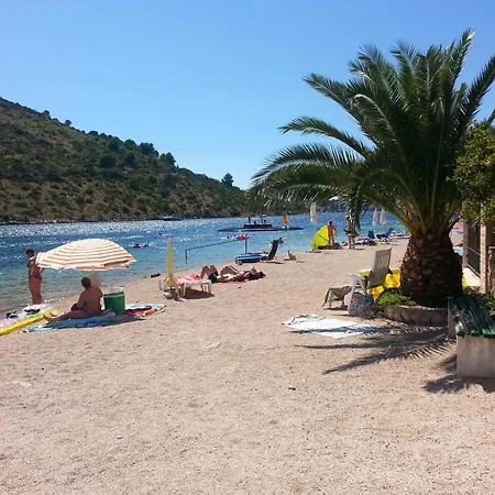 Bulovic Bozo Ap1 Apartment