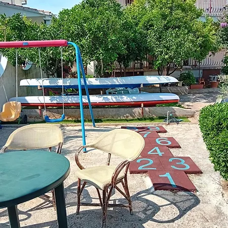 Bulovic Bozo Ap1 Apartment