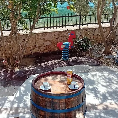 Bulovic Bozo Ap1 Appartement Podglavica