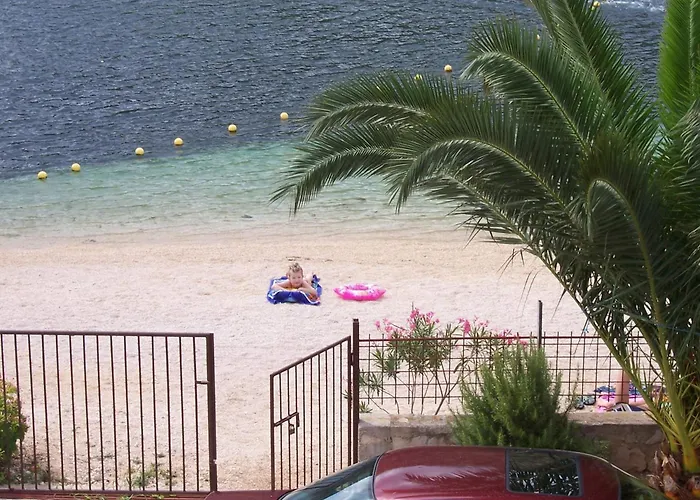 Appartement Bulovic Bozo Ap1 *