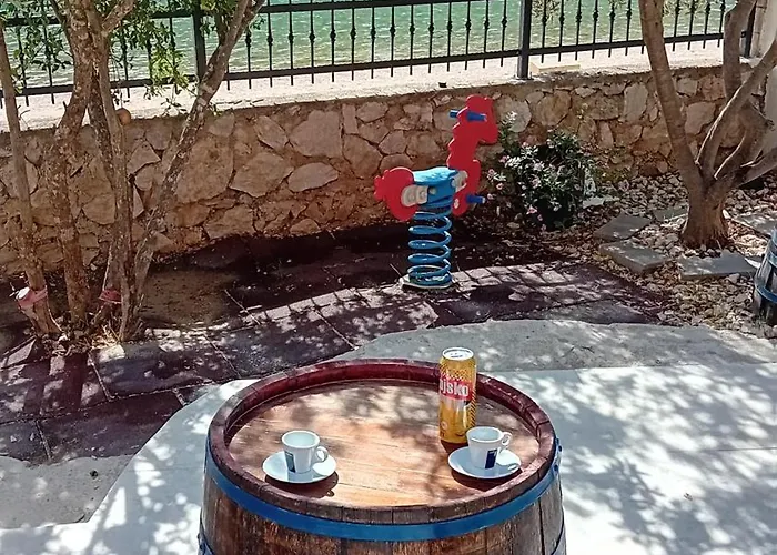 Bulovic Bozo Ap1 Appartement Podglavica